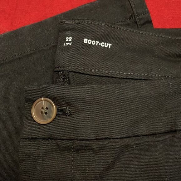 Old Navy | Mid Rise Boot Cut Khaki - Picture 5 of 5